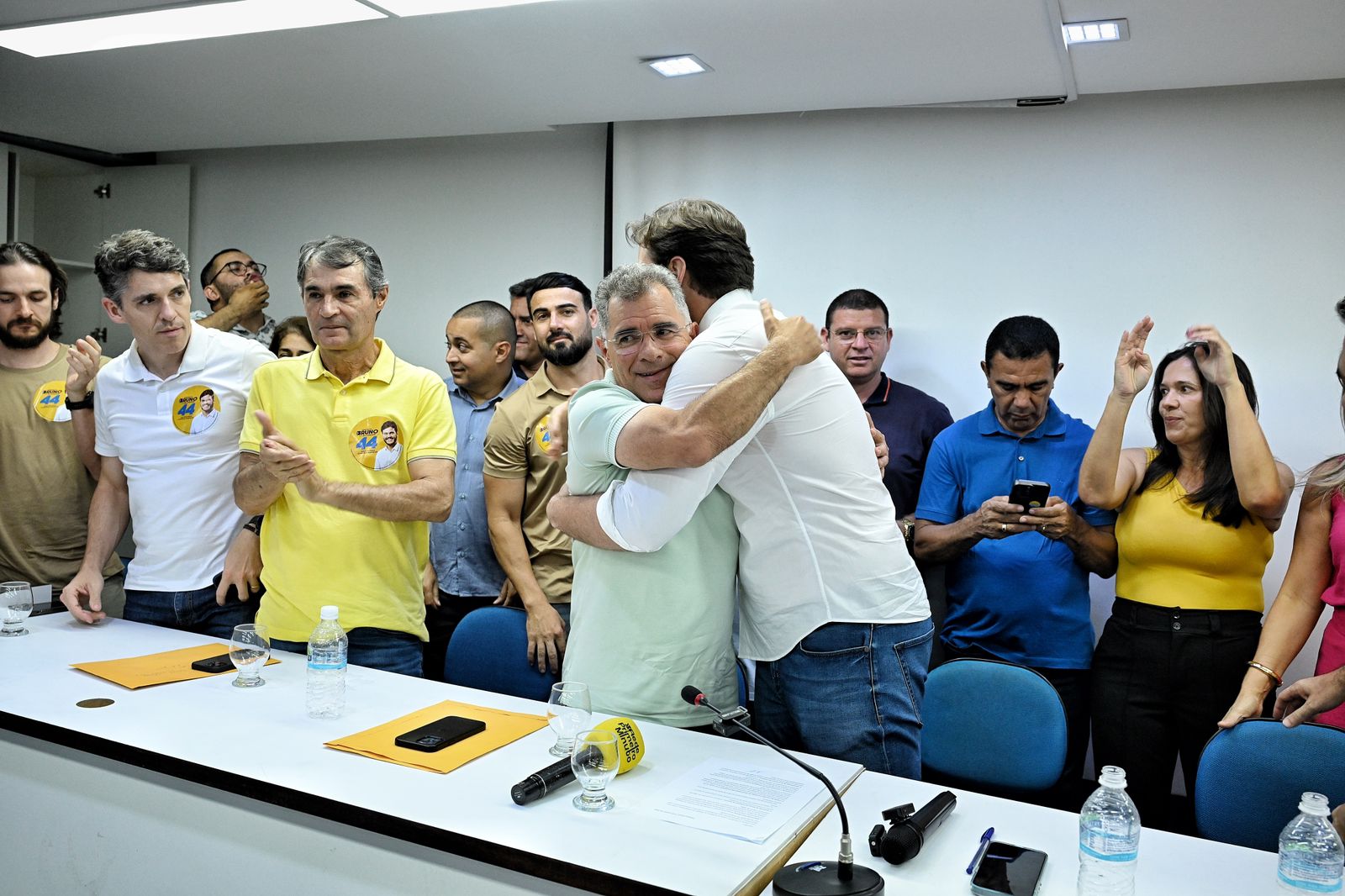 "Estamos unidos por Campina", diz Bruno sobre aliança com Artur Bolinha para o 2º Turno das eleições em Campina