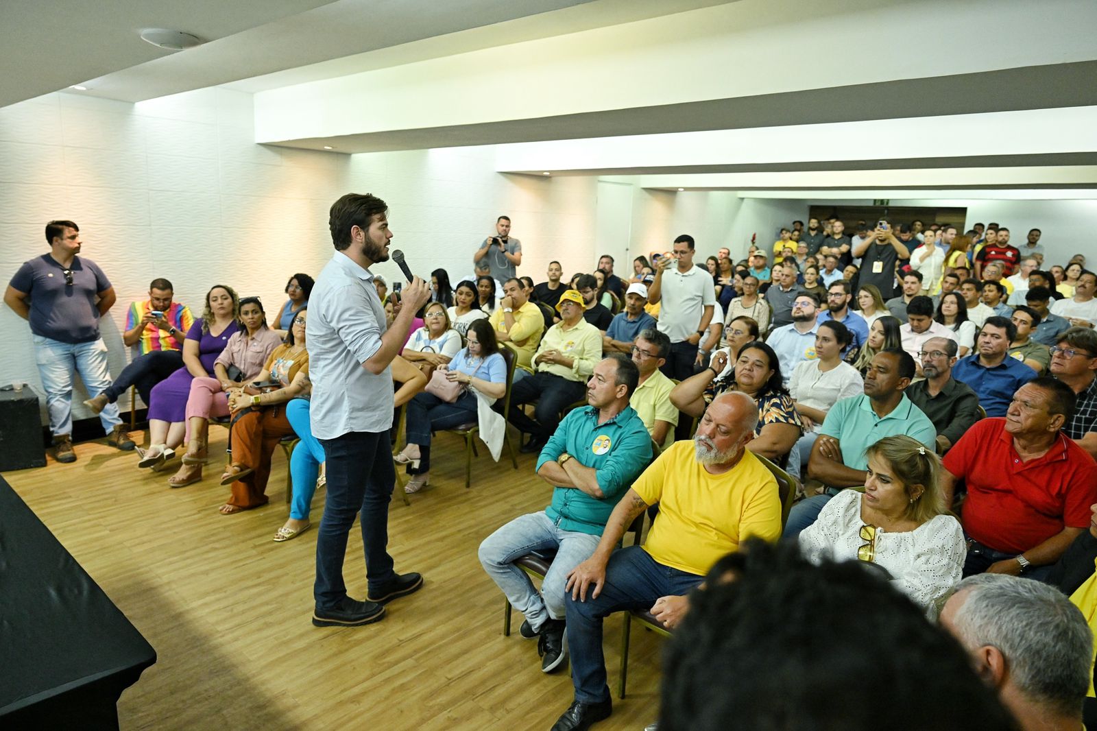 Bruno reúne base política em Campina Grande e reforça confiança para o segundo turno: “ Aposto que vamos vencer”