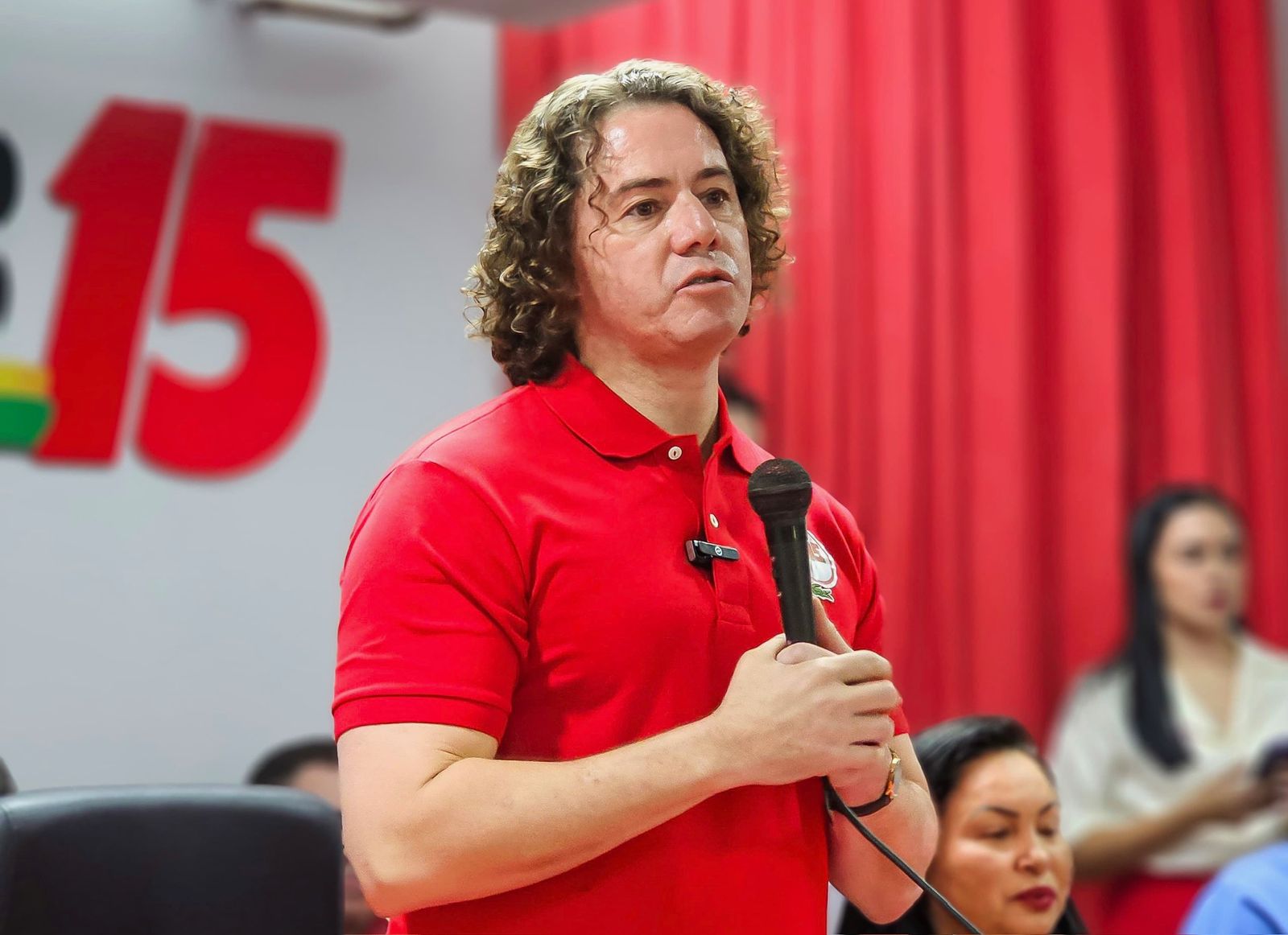 Veneziano dará coletiva HOJE anunciando posição do MDB neste 2º turno da eleição em João Pessoa
